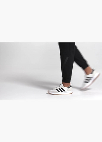 Білі кросівки чоловічі run 72 white/beige ih8584 adidas