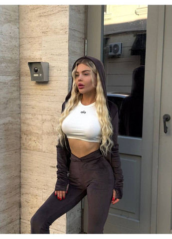 Жіночий костюм із м’якого велюру Україна (360545133)