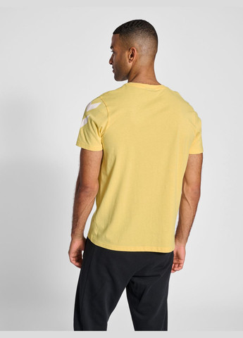 Желтая футболка с логотипом для мужчины 212570 Hummel
