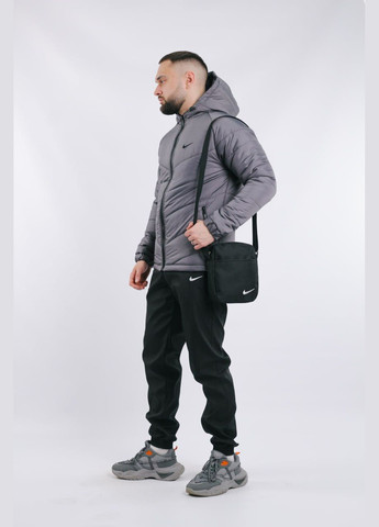 Сіра демісезонна 3 в 1 куртка + штани чорні + барсетка у подарунок No Brand