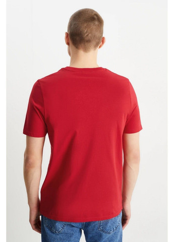 Красная футболка C&A