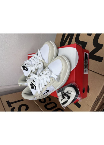 Бежевые всесезонные кроссовки nike sb dunk low disrupt cream white black No Brand