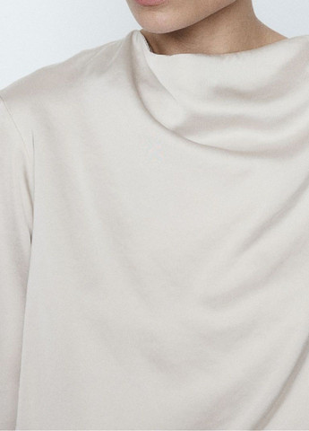 Молочна демісезонна блузка H&M