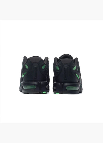 Черные кроссовки мужские air max plus drift shoes black/green fd4290-006 Nike