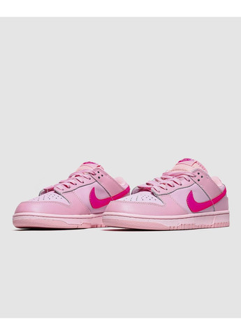 Розовые демисезонные кроссовки мужские nike dunk low gs triple pink найк сб данк No Brand