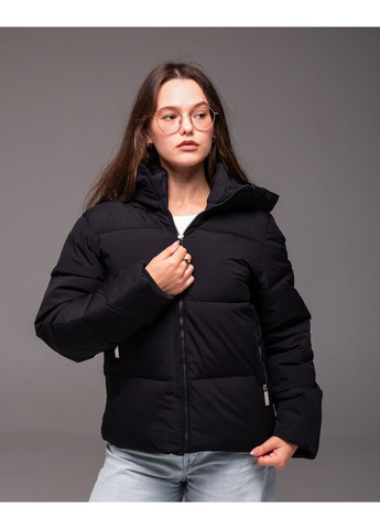 Чорна демісезонна утеплена жіноча куртка матова плащівка No Brand