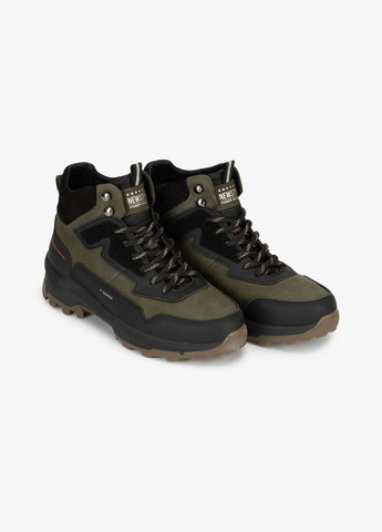 Оливковые (хаки) летние кроссовки мужские 182-067-71 хаки Konors