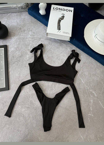 Черный летний купальник Garna