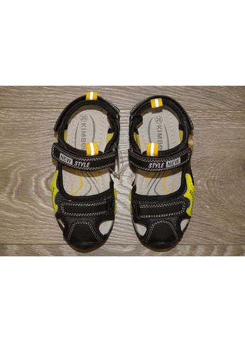 Цветные повседневные сандалии для мальчика с закрытым носком черные с жёлтым Kimboo на липучке