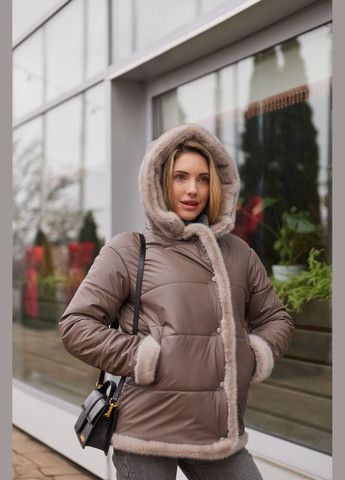 Кофейная зимняя куртка MN