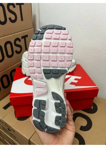 Білі кросівки чоловічі nike vomero 5 white pink найк вомеро 5 білі демісезон No Brand