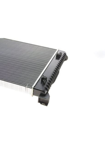 Радиатор охлаждения двигателя AUDI A4 16/18/20 MT 00- ( ) 03002201 Van Wezel (366107038)