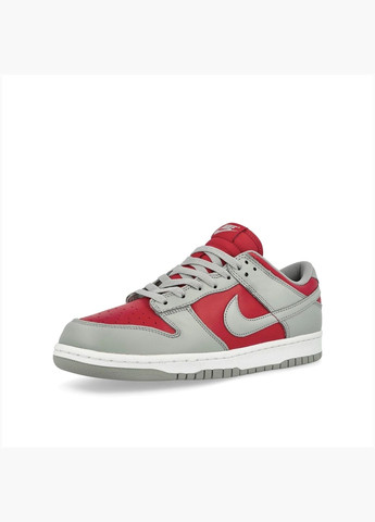 Серые всесезонные кроссовки унисекс dunk low grey/red fq6965-600 Nike