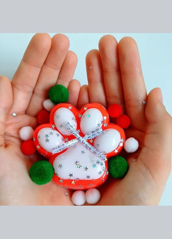 Новорічна іграшка антистрес котяча лапка, сквіш таба лапки Білі на червоному No Brand (315355041)