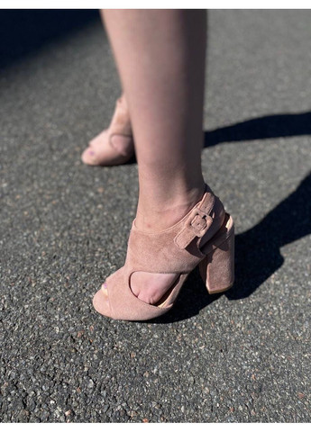 Босоніжки жіночі з еко-замші, бежевого кольору 40 р. Bashili (360714431)