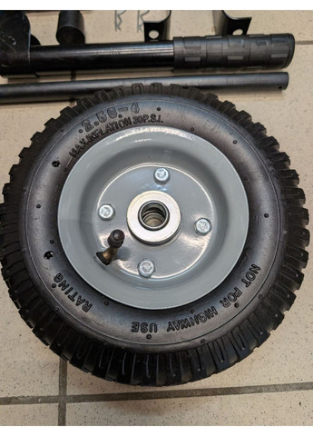 Комплект надувних коліс та ручок для генератора з ручками 20 см (2104618834) No Brand (370606382)