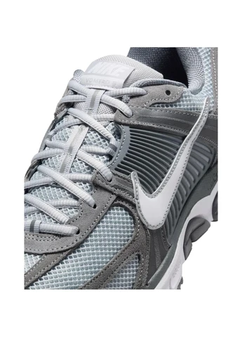 Серые кроссовки серо-белые hf1553-003 Nike ZOOM VOMERO 5