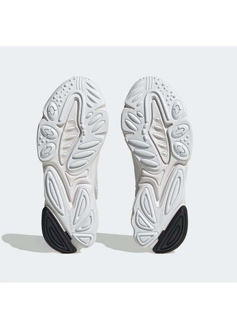 Білі Осінні кросівки чоловічі adidas