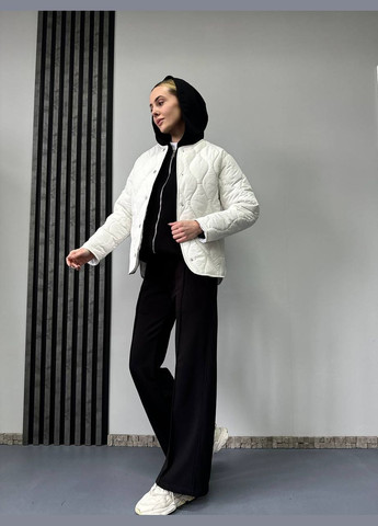 Молочная демисезонная женская стеганная куртка Seventy.Eight