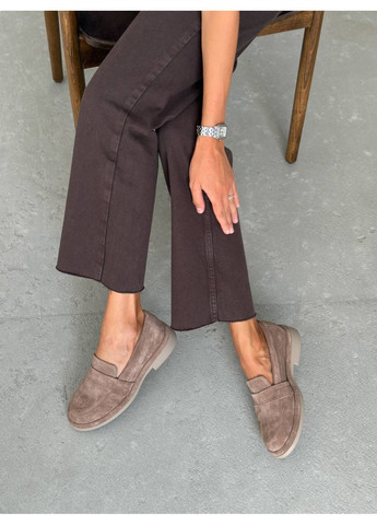 Темно-бежевые классические замшевые лоферы Helen