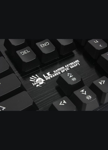 Механическая клавиатура Bloody B820R игровая, USB, LED-подсветка, Full Light Strike Red A4Tech (333825070)