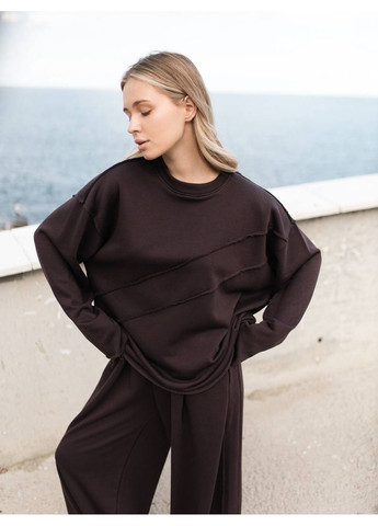 Костюм незвичного крою з відкритими швами Україна (357123510)