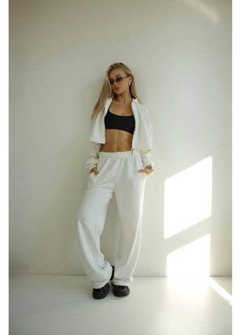 Женский спортивный костюм – стиль и комфорт на каждый день No Brand (362209214)