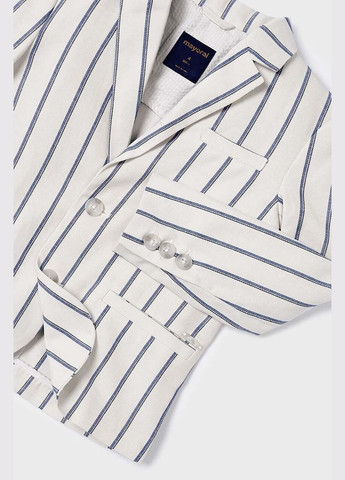 Молочный костюм: пиджак и брюки Mayoral