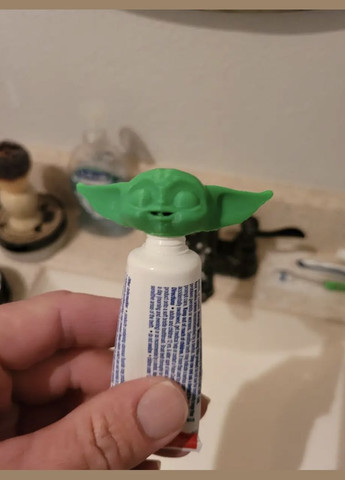 Насадка на зубну пасту "Йода" UA3D (303713018)