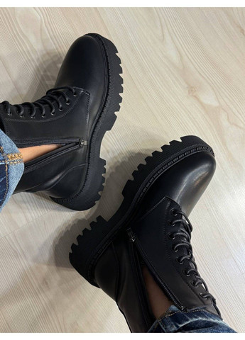 Зимние ботинки женские 672 кожаные утепленные на тракторной подошве черные Hengji из искусственной кожи