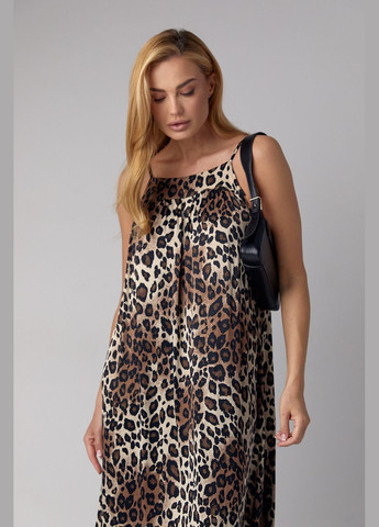 Коричнева повсякденний атласний сарафан з леопардовим принтом коричневий колір l з відкритими плечима No Brand леопардовий