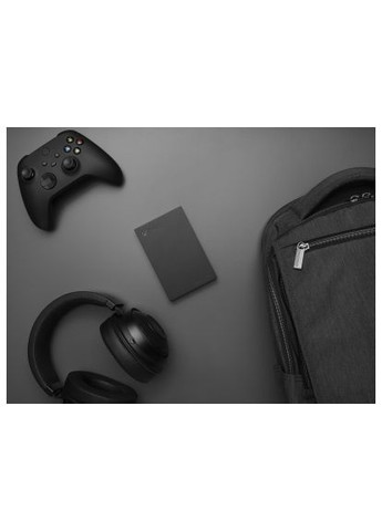 Зовнішній жорсткий диск 2.5" 2TB Game Drive for Xbox (STKX2000400) Seagate 2.5&quot; 2TB Game Drive for Xbox (369878812)