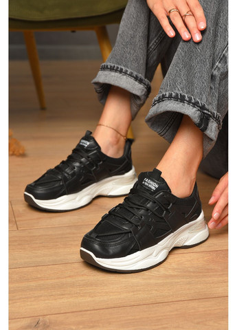 Кросівки жіночі чорного кольору на шнурівці Let's Shop чорні демісезони (355336123)