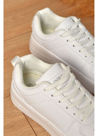 Кроссовки женские белого цвета на шнуровке Let's Shop чёрно-белые демисезоны (361946684)