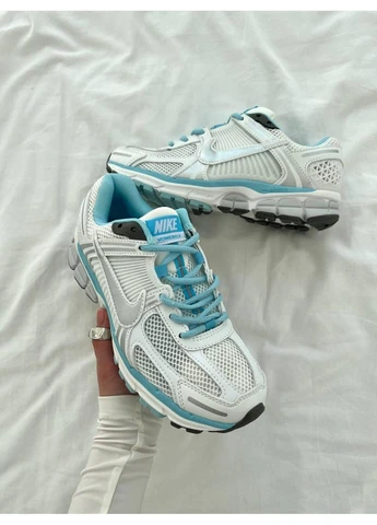 КРОССОВКИ ЖЕНСКИЕ NIKE ZOOM VOMERO 5 WHITE BLUE НАЙК ЗУМ ВОМЕРО 5 БЕЛЫЕ No Brand белые демисезоны (391999524)