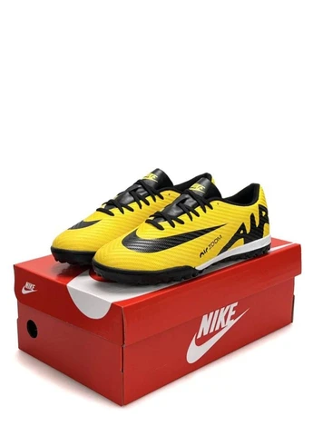 Желтые кроссовки yellow black No Brand