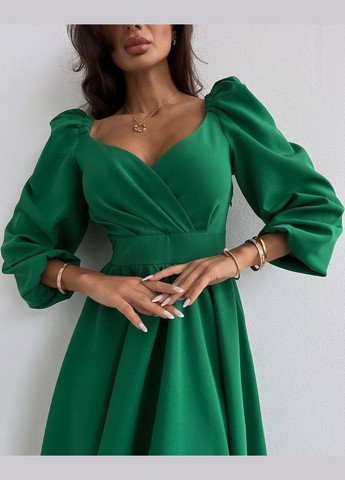 Зеленое вечернее мини платье с пышной юбкой и фонариками. с пышной юбкой Adelante однотонное