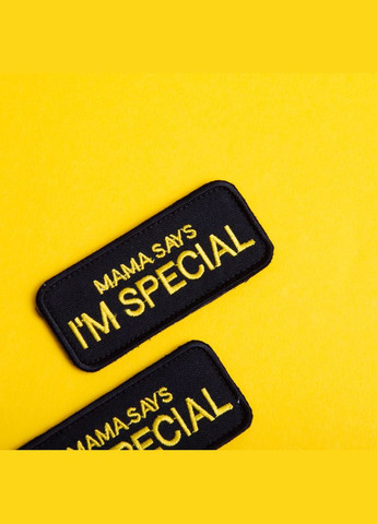 Набір шевронів 2 шт з липучкою "Mama says I am special" 4x9 см "Мама каже, я особливий" вишитий патч шеврон IDEIA (313595058)