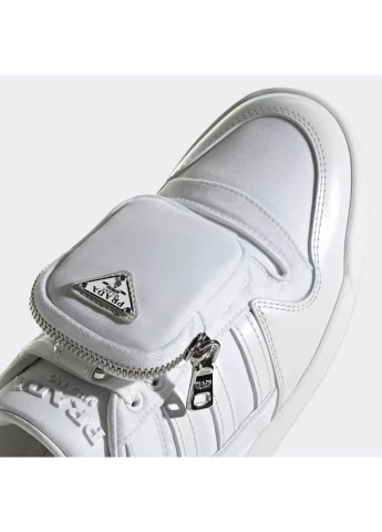 Білі кросівки forum low prada gy7042 всесезон adidas