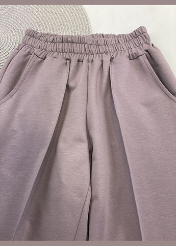 Коричневий демісезонний костюм для дівчинки світшот і брючки No Brand