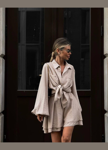 Летний стильный костюм двойка из приятной к телу ткани бежевого цвета No Brand 773-1 (338187772)