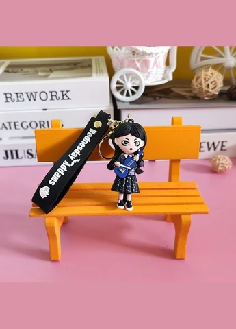 Брелок Венздей Аддамс Wednesday Addams з віолончеллю фігурка іграшка для ключів, рюкзака, сумки 8 см Shantou (296214122)
