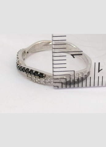 Срібне кільце з фіанітами. 901-00322 Qvaliz (322416159)