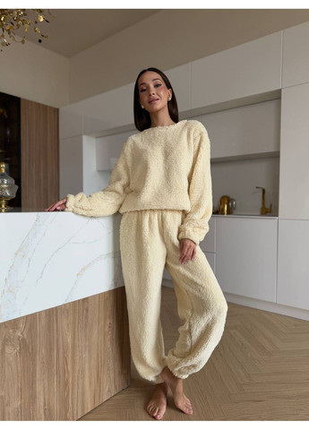 Бежева зимня піжама жіноча кофта + брюки KaraMix