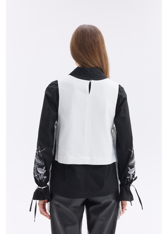 Женский вышитый жилет "Сойка" MEREZHKA (366407875)