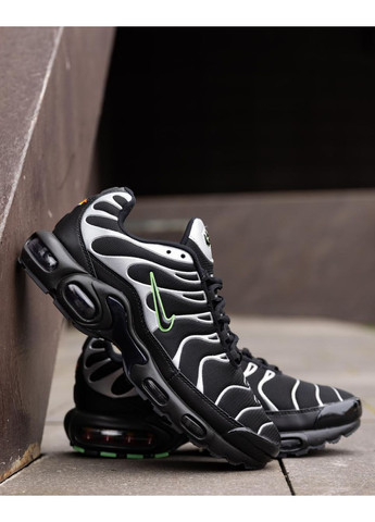 Серые демисезонные кроссовки мужские nike air max plus tn black silver green найк аир макс тн плюс No Brand