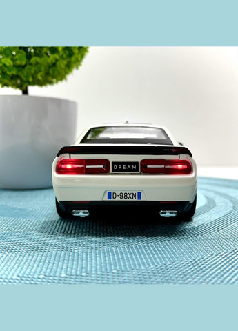 Машинка металлическая Авто Эксперт Chevrolet Camaro 1:24 открываются двери капот багажник свет/звук Белая (GT-12099) No Brand (334003832)