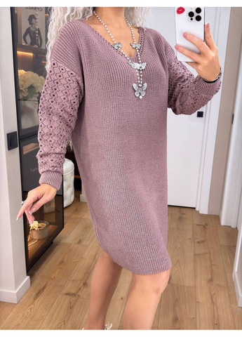 Пудровое женское вязаное платье с ажурными рукавами 00400 No Brand