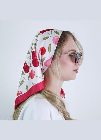 Жіноча хустинка з принтом Вишеньки Presentville 6835 (325402162)