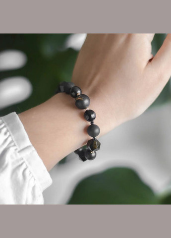 Браслет руна Феху натуральний Гіперстен, Шунгіт, Обсидіан, Нефрит Бянь Ши +вставки Шпінель d-10-3мм+- L-17-18см No Brand Браслет (331145986)